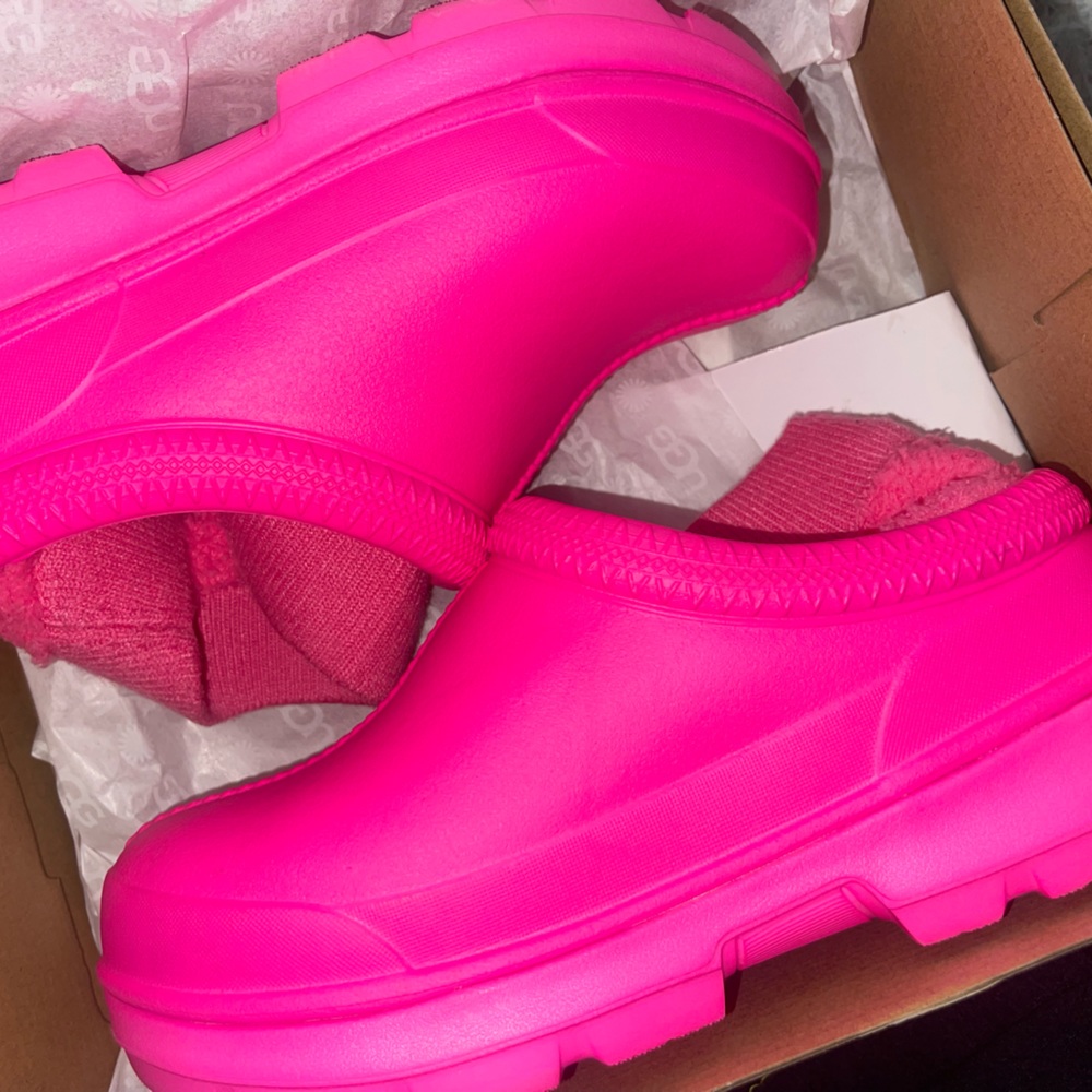 UGGS Tasman